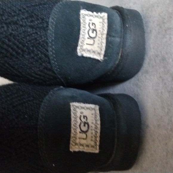UGG Cardy Boots - Picture 6 of 10